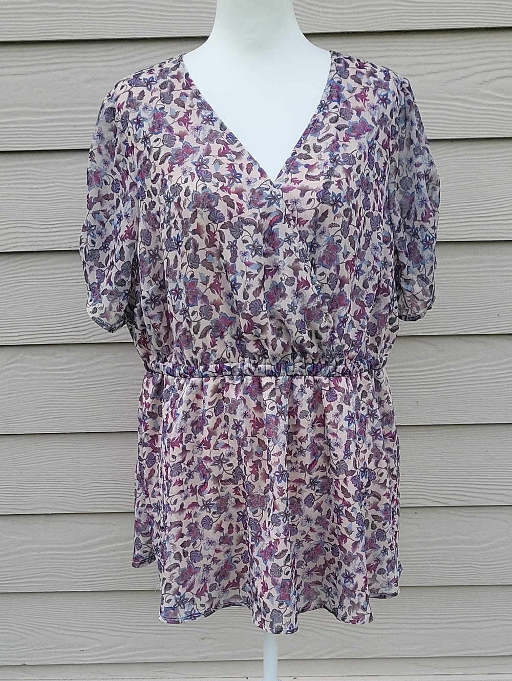 Torrid Floral Babydoll Blouse Size 2X Lightweight Chiffon Flutter Sleeve Top